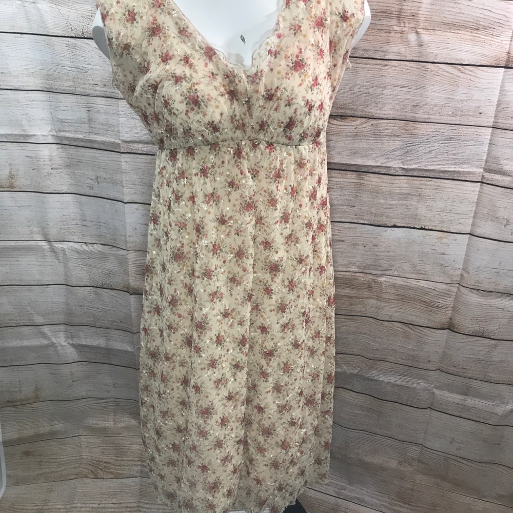 JW Maternity women’s dress size M